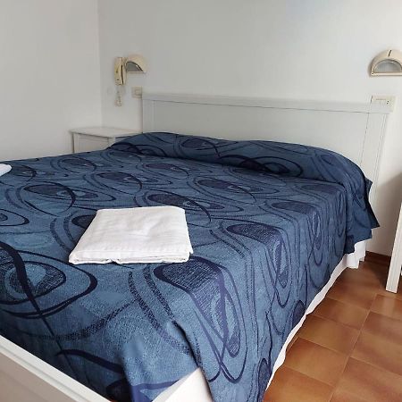 רימיני Hotel Brezza מראה חיצוני תמונה